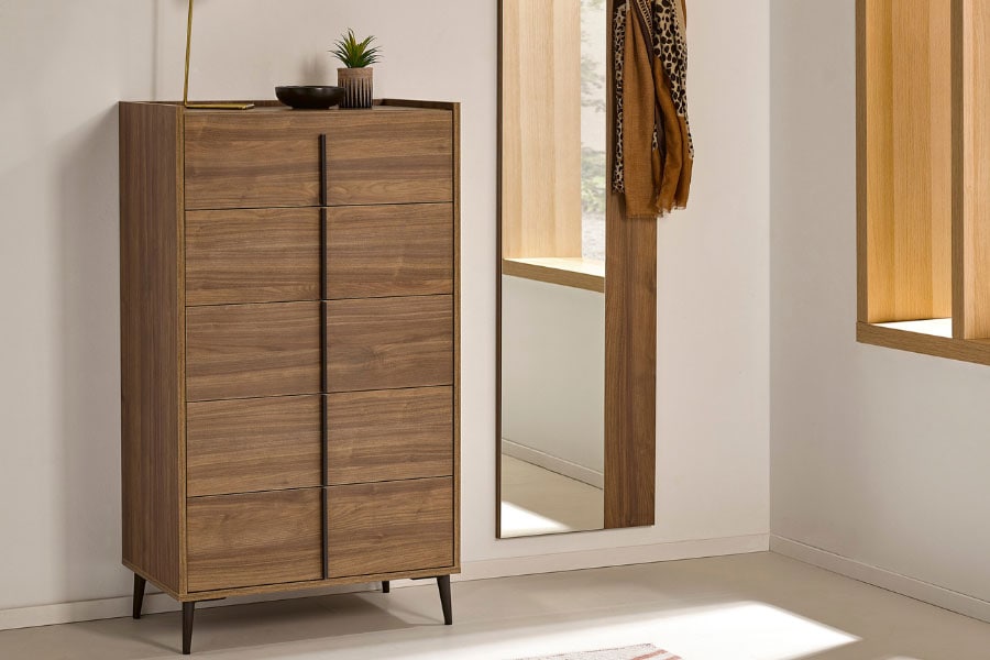 Moderno mueble de madera Sinfonier Tori en una habitación luminosa con decoración minimalista.